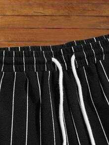 HIMLAND Men Drawstring Waist Patched Detail Striped Shorts Vacation Drawstring Black Shorts, For Husband, Boyfriend Gifts