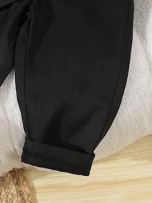 SHEIN 4 件套男婴绅士西装套装：白色长袖衬衫配领结 + 休闲宽松双排扣长袖西装外套 + 松紧腰吊带裤 + 帽子，优雅正式服装，适合婚礼、生日派对、周年纪念、毕业典礼、引座员、戒指持有人 - 黑色 - 查看 8