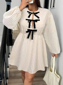 SHEIN EZwear 加大码格子泡泡袖蝴蝶结领娃娃裙 - 卡其色 - 查看 3