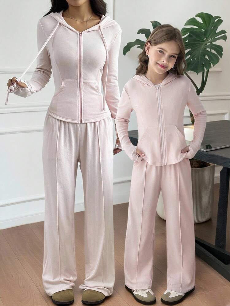 SHEIN Tween Girls 2pcs Solid Pink Drawstring Hoodie Top And Wide Leg Pants Set, Casual For Spring/Autumn, Daily Wear, Tween Girls Light Pink Outfit, Spring Autumn Tween Girls Pants Set, Winter Girls Clothes, Mommy And Me Matching Outfit, Chic Autumn, Chic Autumn Mother Daughter Outfits Fall Girls Long Sleeve Tracksuit Pink Loungewear Set - Pink - View 17