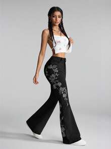 SHEIN PETITE Women's Floral Pattern Flared Jeans - Black - View 4