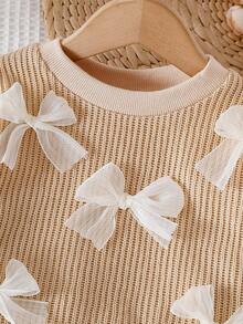 SHEIN Playful Pals 2 件套女婴蝴蝶装饰圆领长袖上衣和网纱裙套装，优雅可爱，适合秋冬季