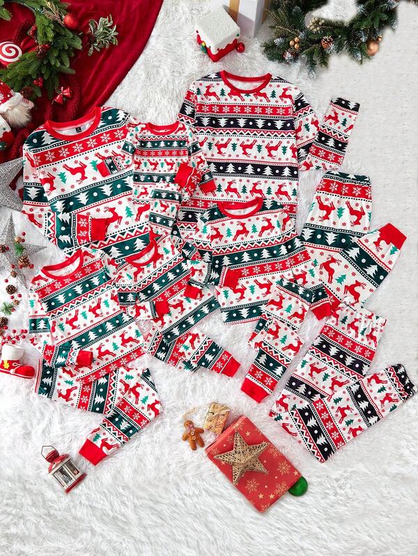 SHEIN Pijama de pantalón y camisa de cuello redondo de manga larga, cómodo y grueso, con estampado navideño familiar, adecuado para Navidad, fiestas navideñas, otoño/invierno, para niños pequeños