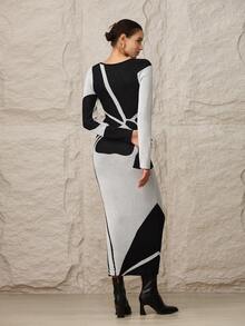 Modelyn Women's Autumn/Winter Contrast Color Ring Connected Long Sleeve Fitted Knit Dress - Black and White - View 3