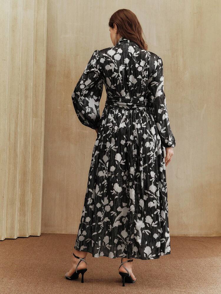 Plus Size Women's Autumn/Winter Waist Pleated Collar Bow Elegant Cinched Waist Ditsy Floral Maxi Dress, Suitable For Halloween, New Year, Party, Wedding, Chic, Stylish, Work, Thanksgiving, Graduation, Christmas, Festival, Elegant