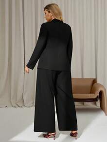 Auralis Plus Size Solid Color Minimalist V-Neck Long Sleeve Top And Pants 2 Pieces Set/Winter Elegant Office Old Money - Black - View 2