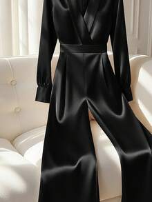 Franclia 女式 V 领长袖亮面面料腰部收紧喇叭腿连体裤，适合通勤 - 黑色 - 查看 4