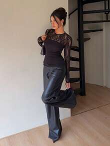 Siren Gaze 女士优雅黑色蕾丝拼布透明衬衫，秋冬 - 黑色 - 查看 4