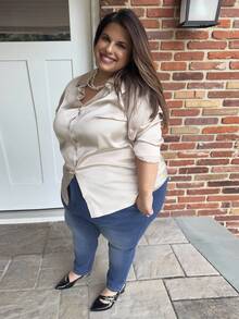 Enliva Camisa básica minimalista de estilo francés casual de satén color albaricoque con abertura frontal, adecuada para la oficina, el tránsito y el uso diario en talla grande