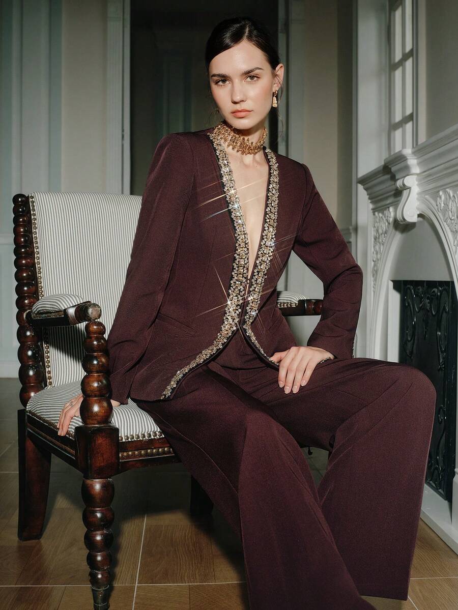 Anewsta 优雅女士套装，饰有水钻链条，长袖开襟西装外套搭配休闲飘逸西装裤，适合秋季、冬季、新年、正式场合，时尚别致。 - 棕色 - 查看 1