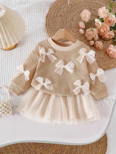 SHEIN Playful Pals 2 件套女婴蝴蝶装饰圆领长袖上衣和网纱裙套装，优雅可爱，适合秋冬季