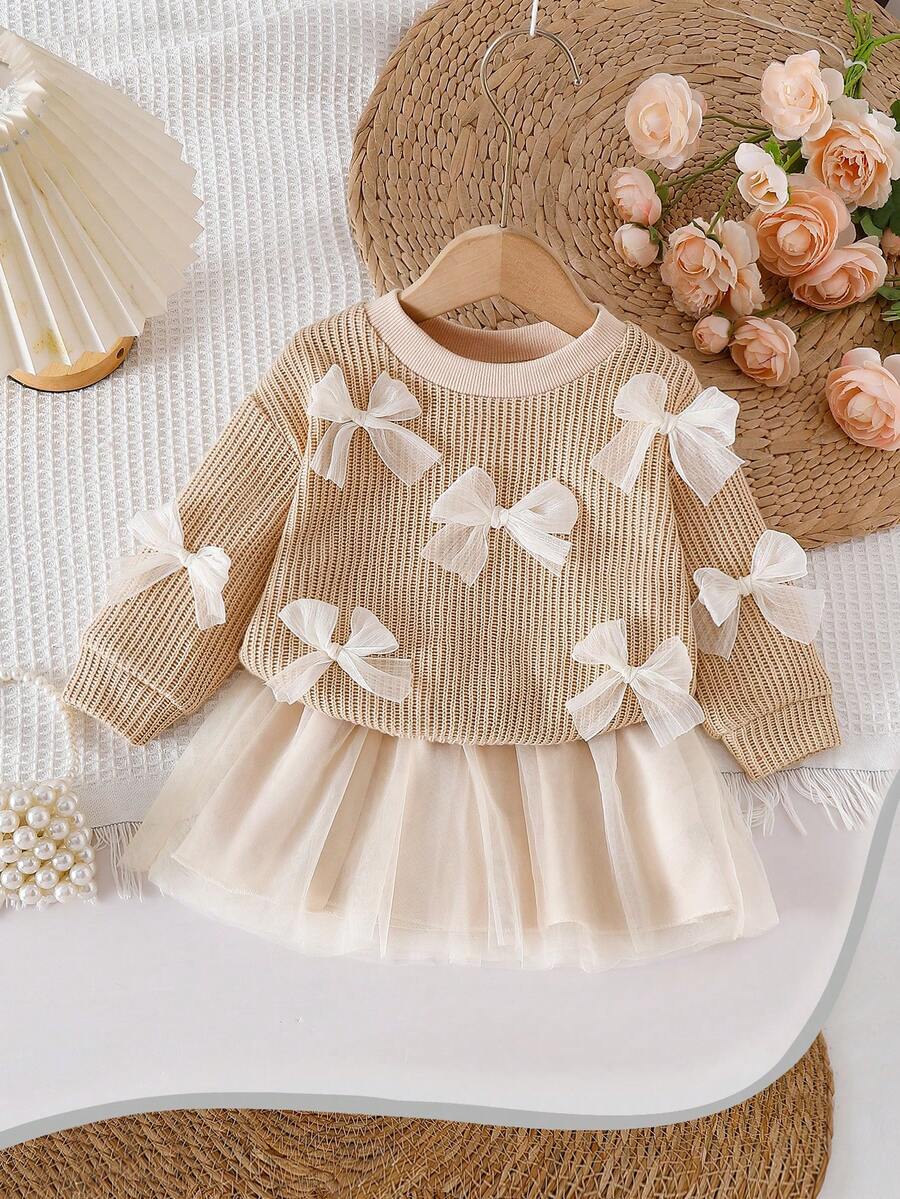 SHEIN Playful Pals 2 件套女婴蝴蝶装饰圆领长袖上衣和网纱裙套装，优雅可爱，适合秋冬季