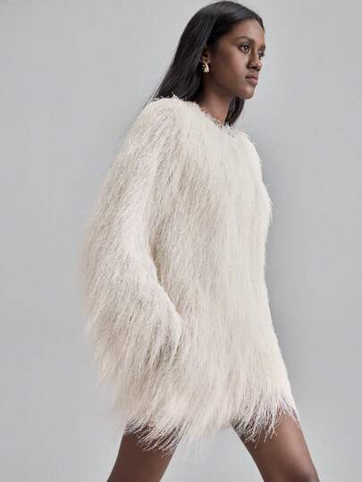 Ontre 2026 Spring/Summer New Arrival Outfit, Suitable For 5-15°C, Elegant Beige, Fluffy Fabric, Fitted Style, Women 2-Piece Set, Top + Super Short Pants, Business Casual, Commuting, Daily Wear, Suitable For Valentine's Day, Holiday, Wedding Guest, National Day, Graduation Ceremony, Fashionable Leisure