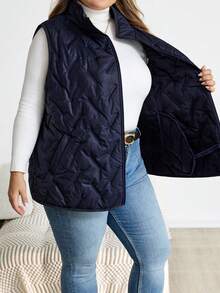 SHEIN CURVE+ معطف كاجوال بدون أكمام مبطن مع جيوب وسحاب أمامي، لون أحادي مناسب للارتداء اليومي في الشتاء للمقاسات الكبيرة