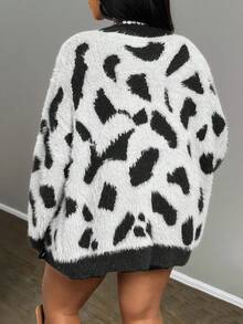 Slaydiva Plus Size Loose Fit Colorblock Knit Cardigan, Casual Streetwear Style/Winter - Black and White - View 3