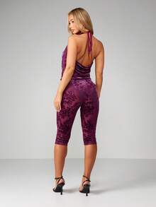 MISSGUIDED Bộ đồ nhung hai mảnh phối áo hở vai và quần Capri cho tiệc tối - Màu tím - Xem 2