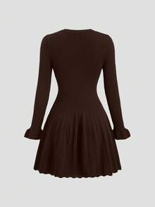 SHEIN Clasi 初秋法式优雅海军蓝镂空复古荷叶边下摆优雅长袖短款针织通勤连衣裙 - 咖啡棕 - 查看 2