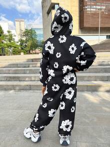 Tween Girl Loose Black & White Print Hoodie Sweatshirt And Sweatpants Set 2 Piece Pants Set All Over Floral Pant Set - Black and White - View 2