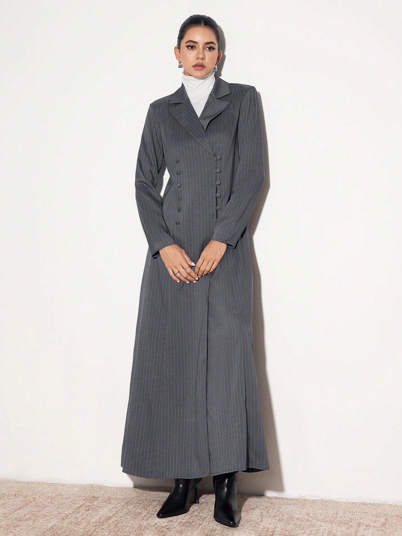 Al Najma عباءة عربية كاجوال للنساء ذات ياقة مقلمة...