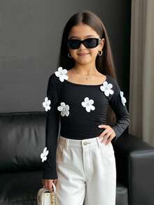 SHEIN NovaGlow Kids Tween Girls Casual Fashion Daily Black Fitted Crew Neck T-Shirt With 3D Floral Sequin Decor