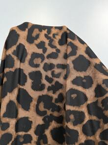 SHEIN EZwear T-shirt moulant à épaules dénudées, manches évasées transparentes et imprimé léopard pour femmes grandes tailles - Multicolore - Voir 6
