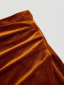 Sweetra Rok A-Line Minimalis Serbaguna untuk Sehari-hari, Potongan Ramping, Warna Cokelat Ukuran Plus dengan Pinggang yang Dikencangkan - Coklat - View 7