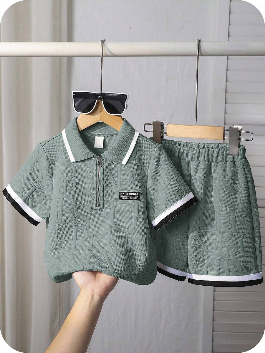 SHEIN 2 件套年轻男童休闲运动撞色饰边领拉链套头衫和短裤针织服装