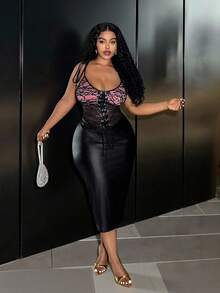 Slaydiva فستان ميني محكم مصنوع من الدانتيل الشفاف والبولي يوريثان بتصميم جديد لخريف/شتاء 2025، مناسب للحفلات والنوادي والتجمعات والمواعيد - الأسود - مشاهدة 1