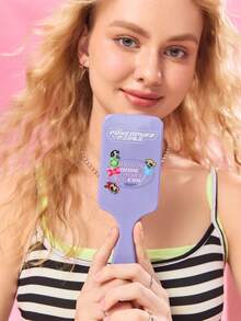 THE POWERPUFF GIRLS X SHEIN FanGlow Printed Air Cushion Comb Is A Simple And Cute Design Suitable For Girls, A Medium-Sized Handheld Square Air Cushion Comb With Heart-Shaped Prints That Can Be Used As A Gift, And Is Easy To Carry.