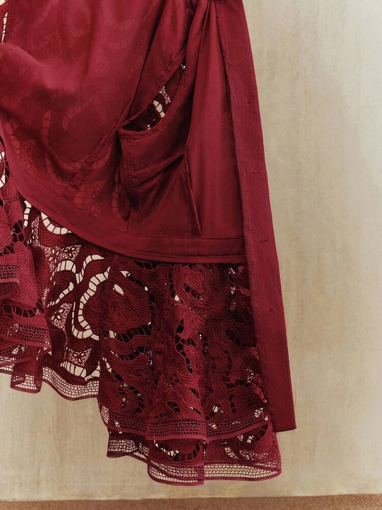 Jaqueta Feminina Romântica e Elegante com Manga Flare Vazada em Forma de Rosa, Cintura Marcada e Decote em V, Adequada para Outono, Inverno, Ano Novo, Elegante, Chique, Estilosa, Natal, Sair