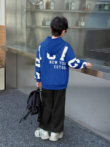 SHEIN 青少年男孩休闲韩版宽松大号字母图案连帽衫和松紧腰裤套装，适合秋季/春季、户外玩耍、学校、街头风格、派对和休闲 - 寶藍色 - 查看 3
