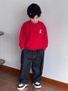 SHEIN 2件套女童圣诞刺绣图案保暖内衬休闲套头卫衣套装 - 紅白色 - 查看 3