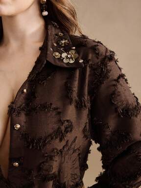 Anewsta بلوزة أنيقة مطرزة باللؤلؤ بأكمام طويلة وحجم كبير، مناسبة للخروجات الخريفية