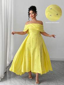SHEIN PETITE CURVE Plus Size Women's Elegant Modest Formal Butter Yellow Summer Off-Shoulder Poncho Maxi Dress,High Slit Fishtail Hem Party Teacher Outfit - Yellow - View 1