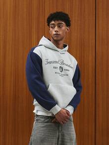 TOKVUE Sudadera con capucha cómoda de manga larga con estampado simple de color contrastante para hombres