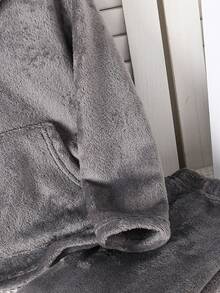 1 Set Young Boy Snug Fit Pajamas, Plush Thick Flame Retardant Flannel Hooded Grip Bag Simple Design Home Wear, Autumn/Winter - Grey - View 7