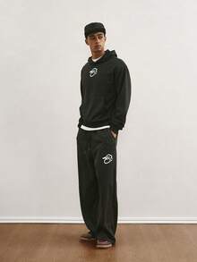 TOKVUE Men's Personalized Graphic Print Hoodie And Pants Casual Tracksuit Set - Black - View 4
