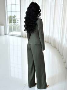 SHEIN Elenzya 女士时尚几何镂空金属扣收腰西装领长袖高腰阔腿裤，适合商务会议、婚礼、联欢会、通勤、毕业派对、节日、约会、聚会，2 件套 - 軍綠色 - 查看 2