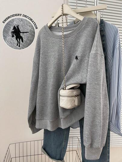 Resyla 大码女式休闲刺绣细节圆领落肩运动衫，秋季