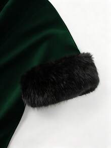 GlowEve CURVE Plus Size Women's Elegant Overcoat With Fur Collar And Belt - Dark Green - View 6