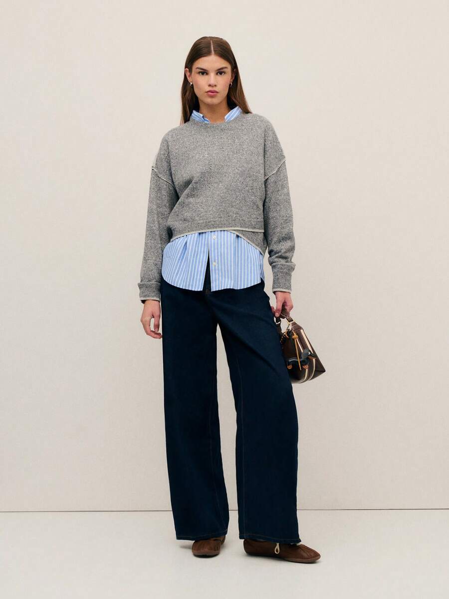 Nöista 这款宽松的都市秋季毛衣采用落肩设计、不对称下摆和撞色饰边；透气纱线使其成为秋季针织衫、秋季和冬季叠穿造型的理想之选；也适合万圣节和新年活动。 - 淺灰色 - 查看 1