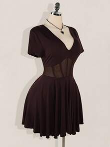 SHEIN ICON Váy len dệt kim tay ngắn cổ chữ V màu đen cỡ lớn, váy len dệt kim xương cá khoét eo, Y2K, kỳ nghỉ hè, váy mùa hè cho nữ, quần áo tốt nghiệp và trở lại trường - màu nâu - Xem 6