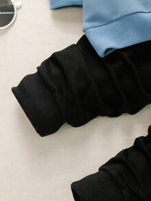 SHEIN Explorewe 6 件套年轻男孩休闲运动学院街头时尚 76 数字和字母印花运动衫 + 裤子，适合日常穿着、上学、郊游、运动、春秋季 - 彩色 - 查看 5