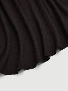 SHEIN Elenzya Gaun Pesta Maxi Bodycon Elegan untuk Wanita Ukuran Plus, Warna Polos, Rajutan Bergaris, Bahu Asimetris, Lengan Mengembang, dan Hiasan Ruffle - Coffee Brown - View 4