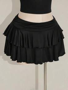 SHEIN ICON Conjunto de 2 piezas de top corto calado y minifalda de unicolor talla grande - Negro - Ver 10