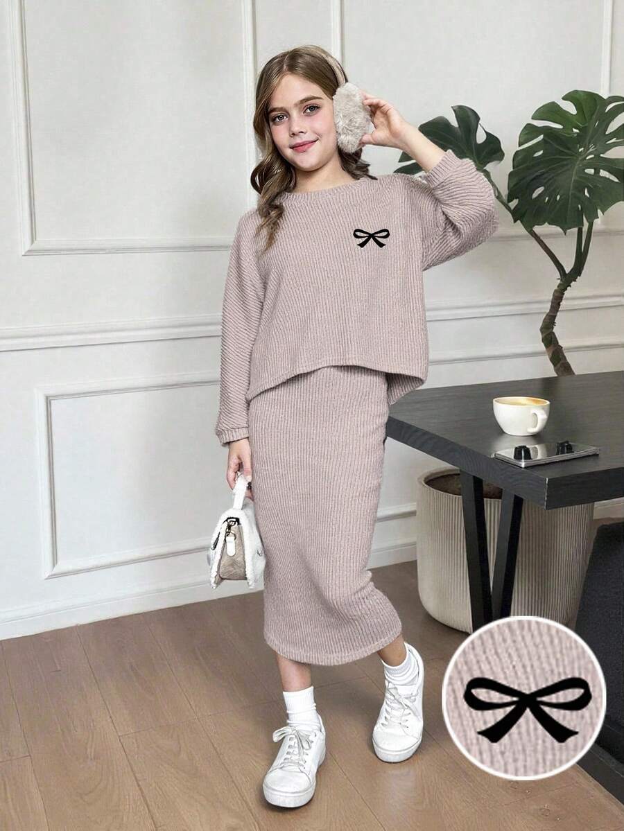 SHEIN Serisse Kids 青少年女孩蝙蝠翼圆领 T 恤和中长铅笔裙 2 件套休闲套装，纹理针织面料，优雅适合秋冬季外出和日常穿着，返校 - 彩色 - 查看 1