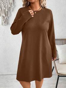 SHEIN Tall CURVE Đầm suông cổ tròn tay dài họa tiết gợn sóng màu trơn cỡ lớn dành cho nữ, đa năng để mặc hàng ngày, mùa thu/đông - màu nâu - Xem 6