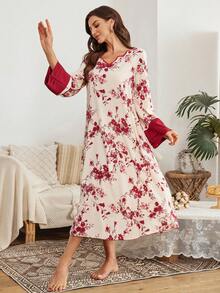 Serenescape Damen Urlaubs-Lässig Farbblock Blume Muster Langarm Nachthemd mit Rüschensaum und Bommel Dekor, geeignet für Frühlings-/Herbstferien