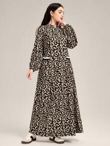 Al Najma Women's Mandarin Collar Raglan Sleeve Loose Leopard Print Half-Placket Elegant Abaya Dress - Multicolor - View 1