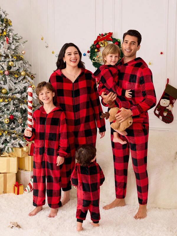 SHEIN LUNE Mono con capucha a cuadros navideños de talla grande, otoño/invierno